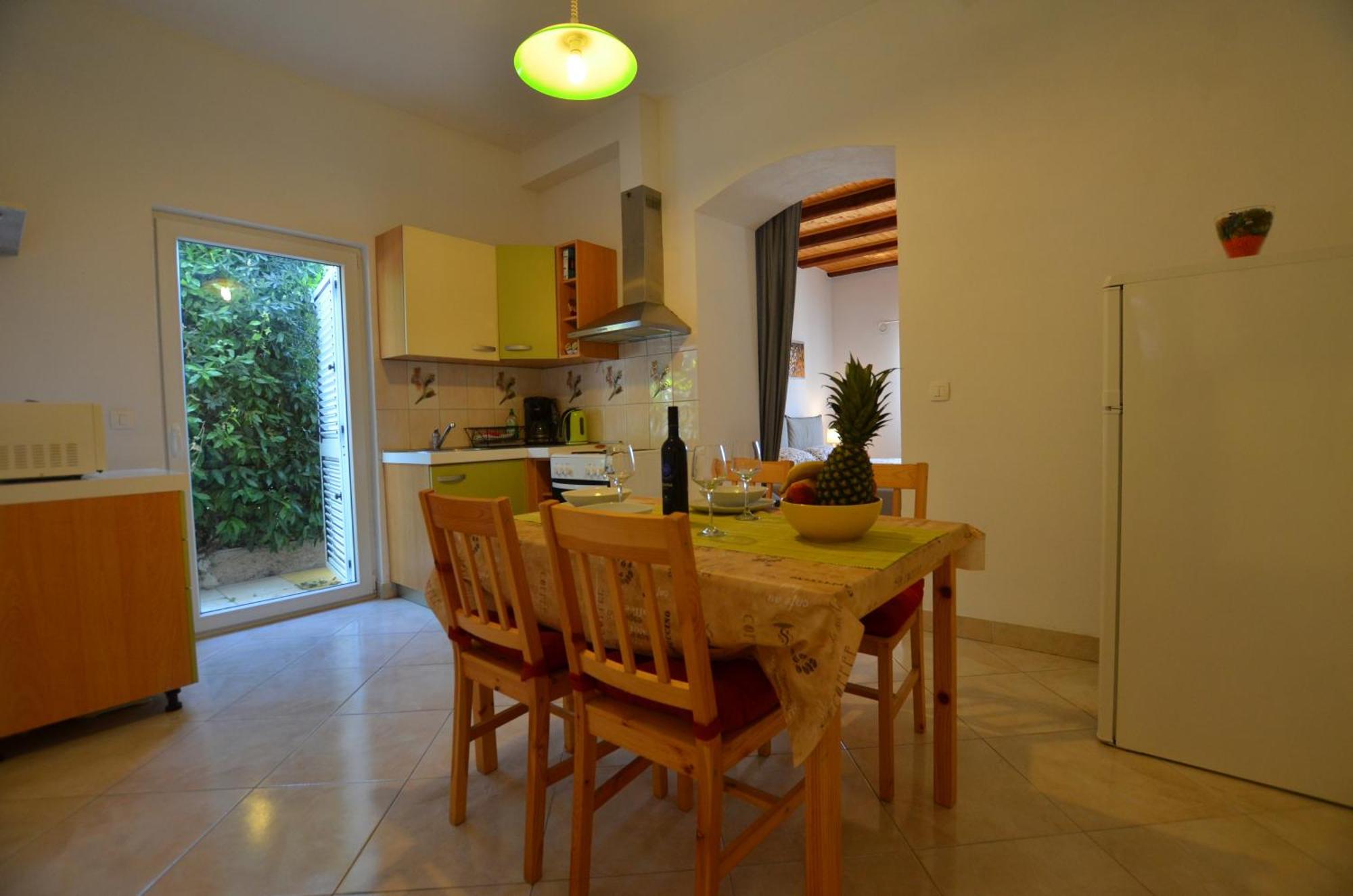 Graziella Apartment Ровінь Екстер'єр фото
