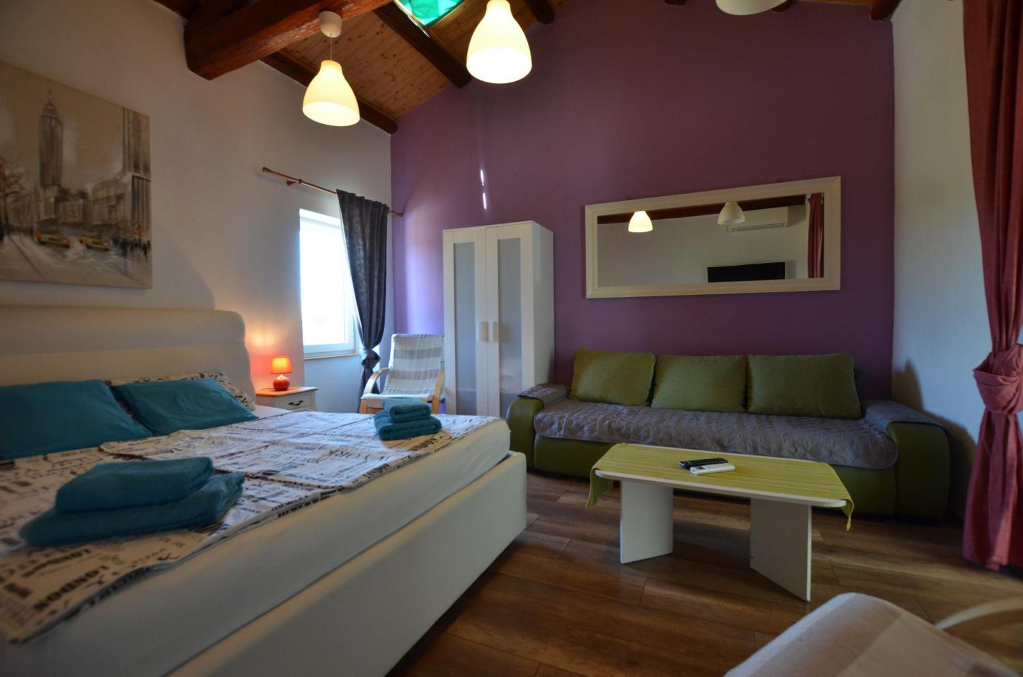 Graziella Apartment Ровінь Екстер'єр фото