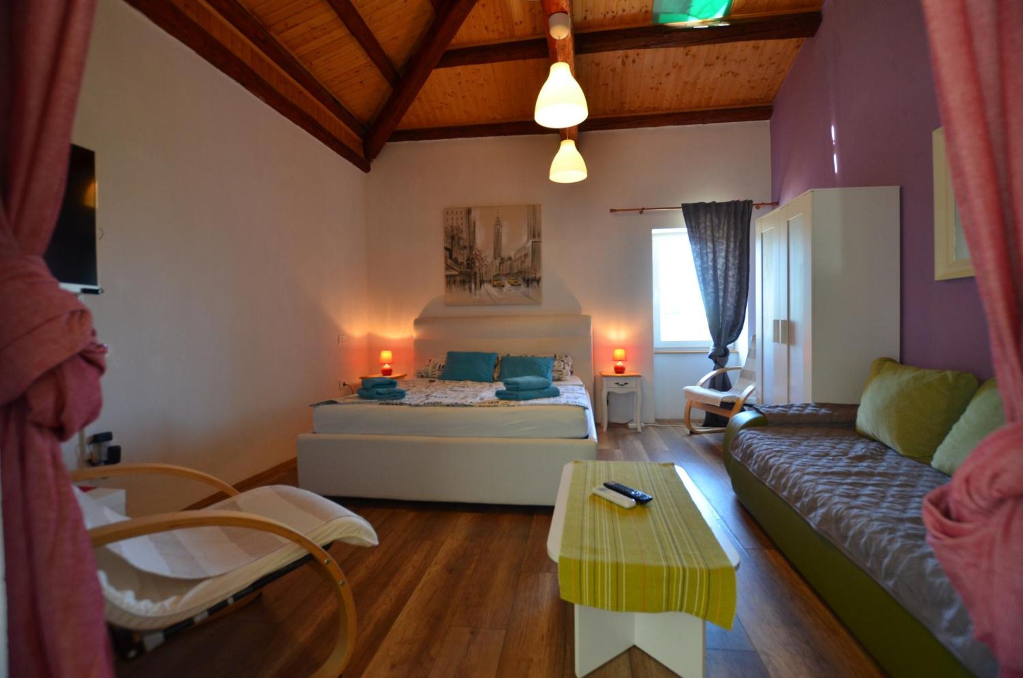 Graziella Apartment Ровінь Екстер'єр фото
