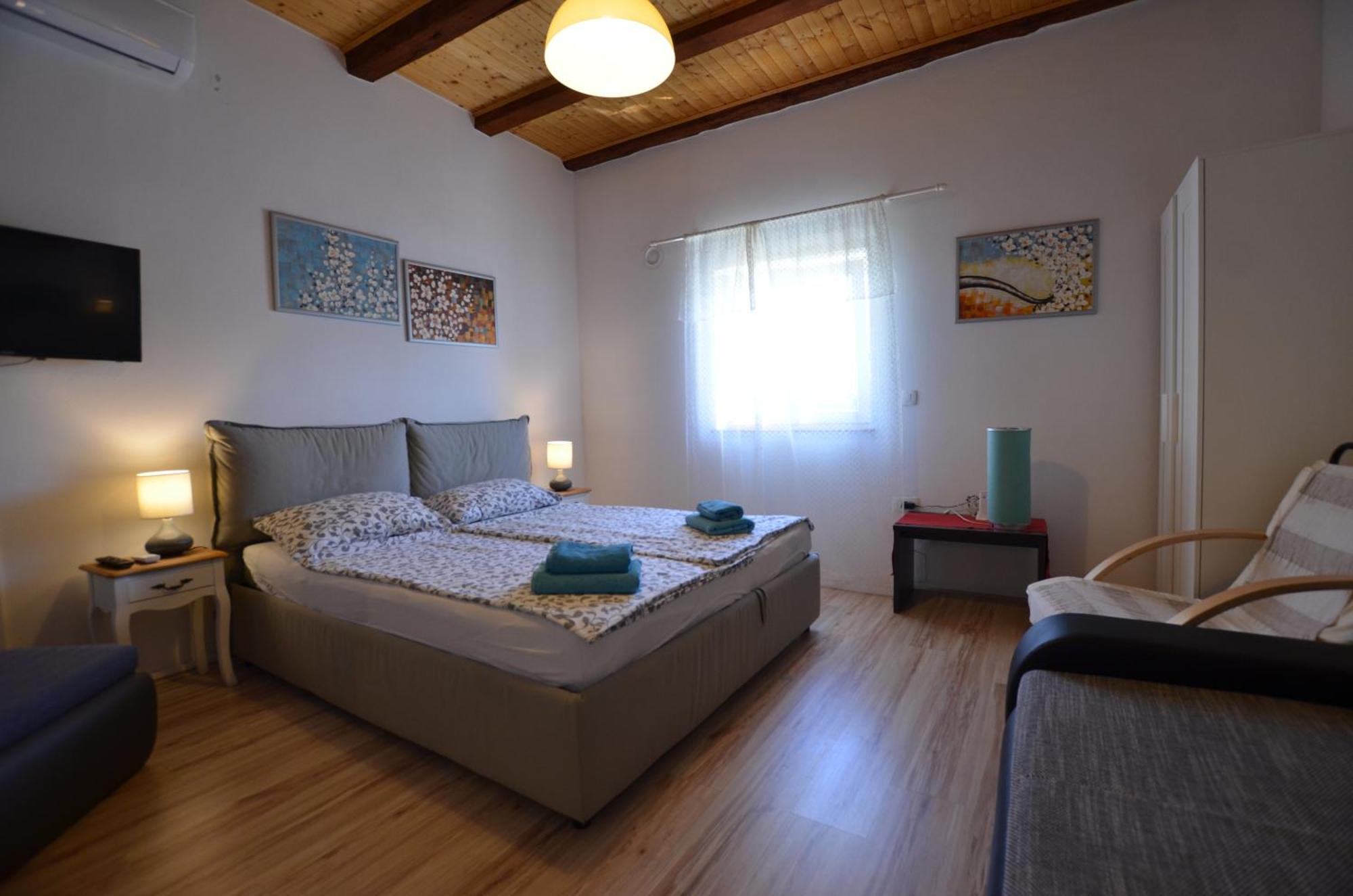 Graziella Apartment Ровінь Екстер'єр фото