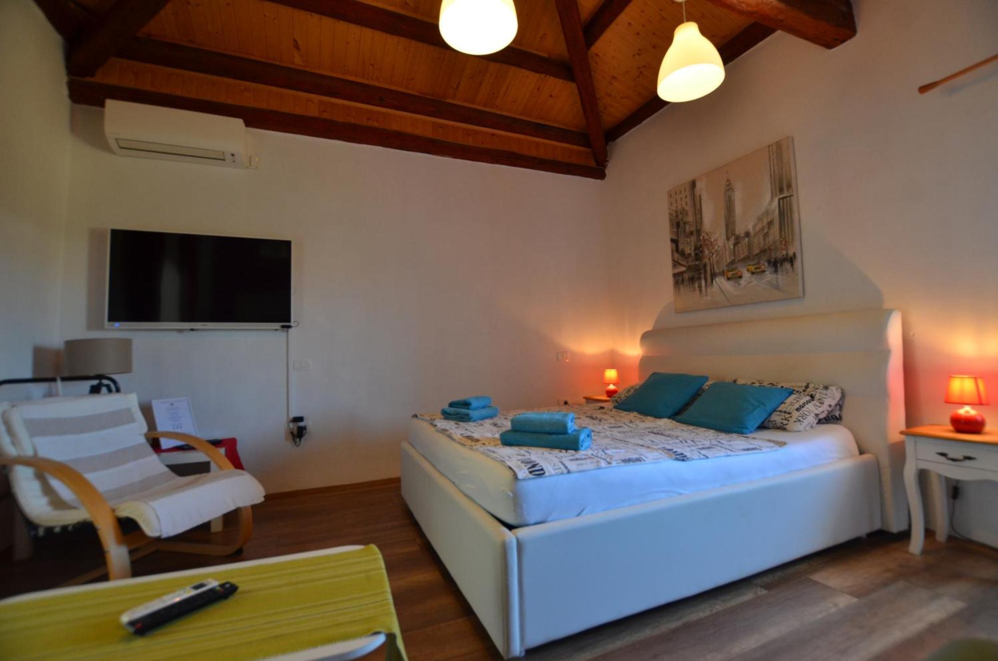 Graziella Apartment Ровінь Екстер'єр фото